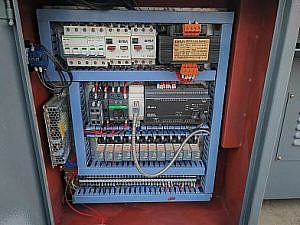 Фото 14 - MetalTec BS 400 CA автоматический колонный ленточнопильный станок.