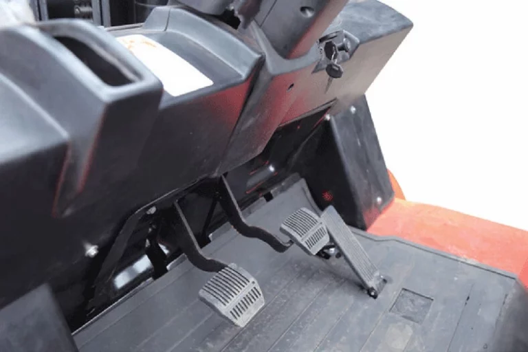 Фото 4 - Погрузчик вилочный дизельный EP Equipment CPCD100T8 OPTIMAL SERIES (Chaochai, 2W330, POS, PT, кабина с отопителем).